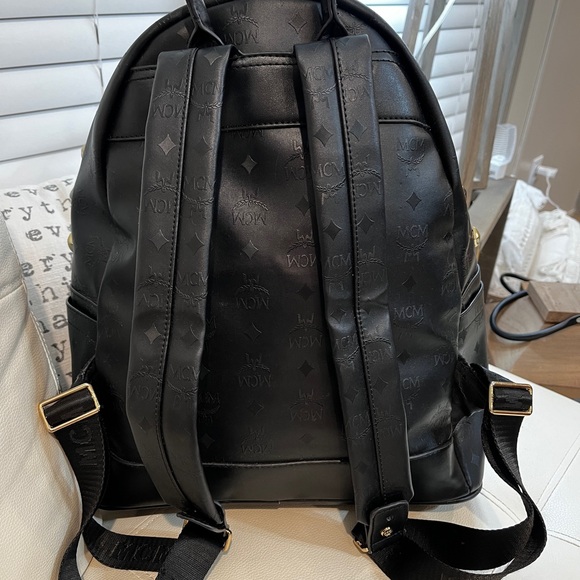 EUC Large MCM LEATHER Backpack - Picture 3 of 16
